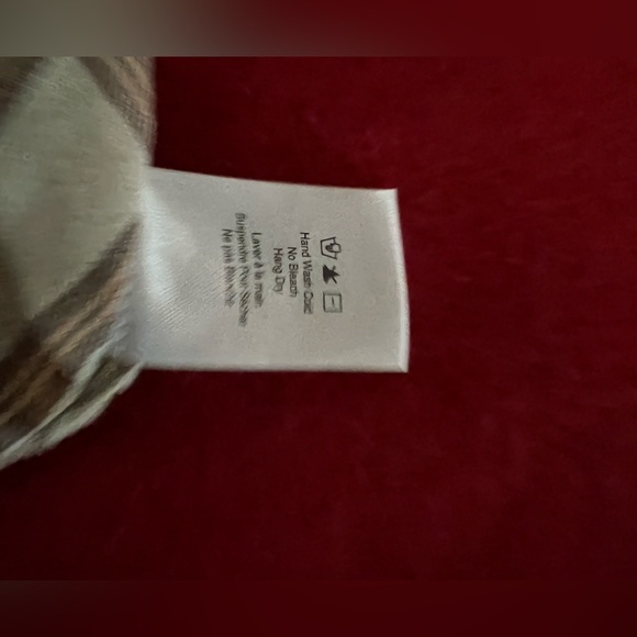 Heartlooms Twist-Front, Surplice Bodice, Flannel Top - Picture 8 of 12